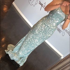 Sherri hill prom dress